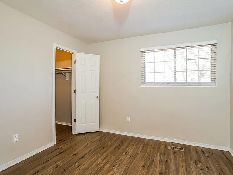1038 Nolte Dr W — Photo 17