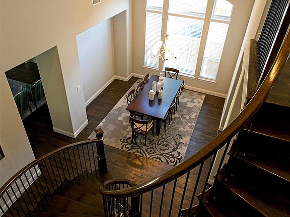 5th image of 4012 Lombardy Ct