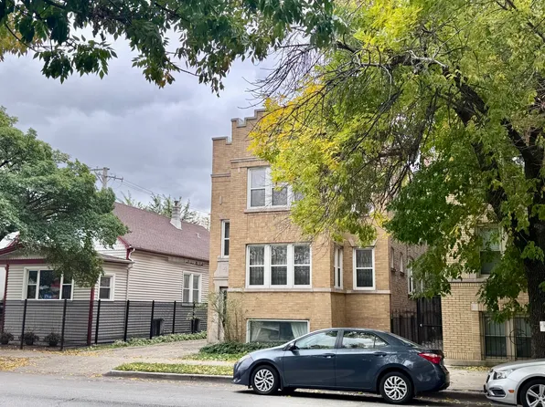 (undisclosed Address), Chicago, IL 60641