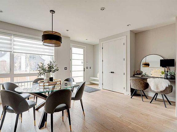 4th image of 720 W 15th St NW