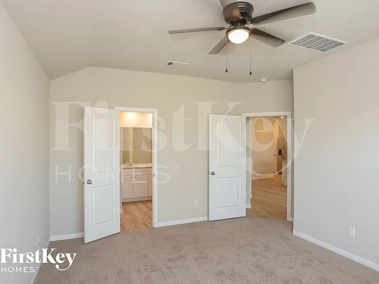 1818 Morse Way — Photo 8