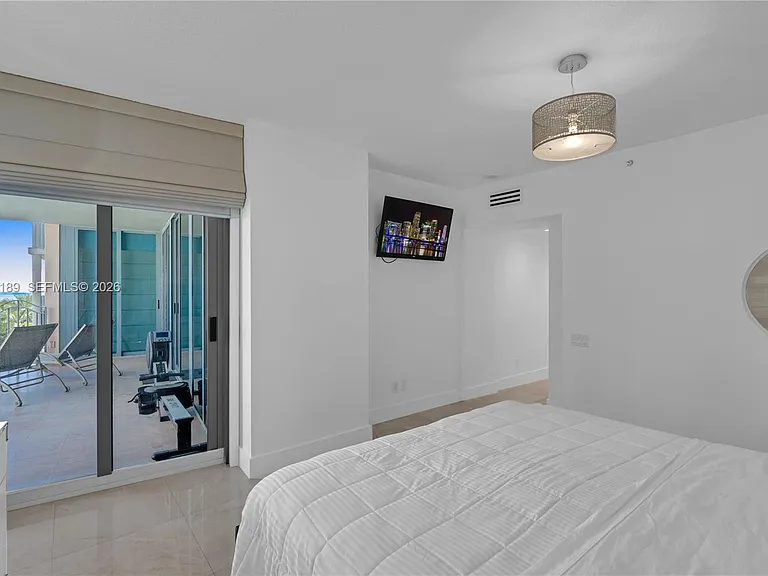 1500 Ocean Dr #505 — Photo 17