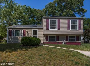 1026 Saint Pauls Dr, Waldorf, MD 20602