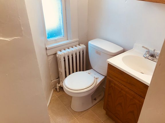 2nd image of 2933 W Liberty Ave #1
