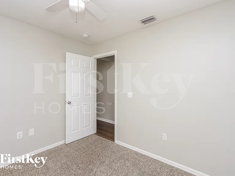 1703 Hulett Dr — Photo 12