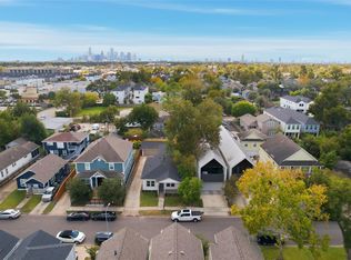 1202 Aurora St, Houston, TX 77009