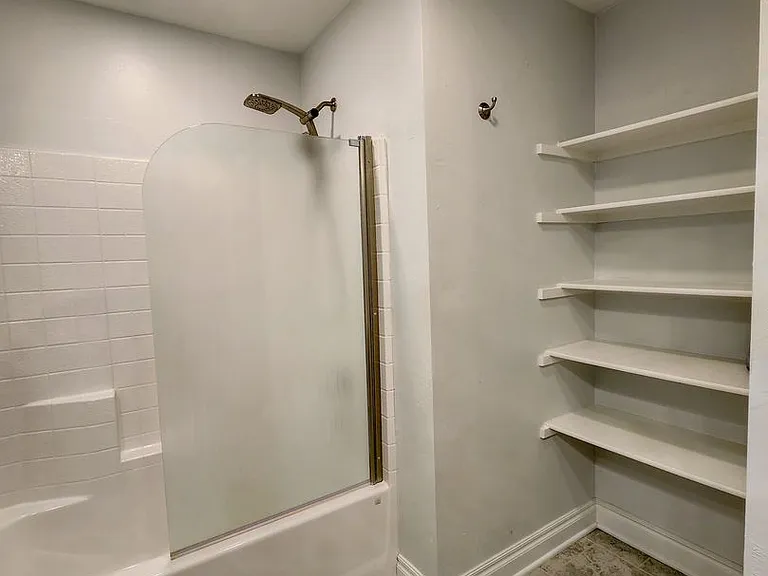 1937 Timber Dale Dr — Photo 2