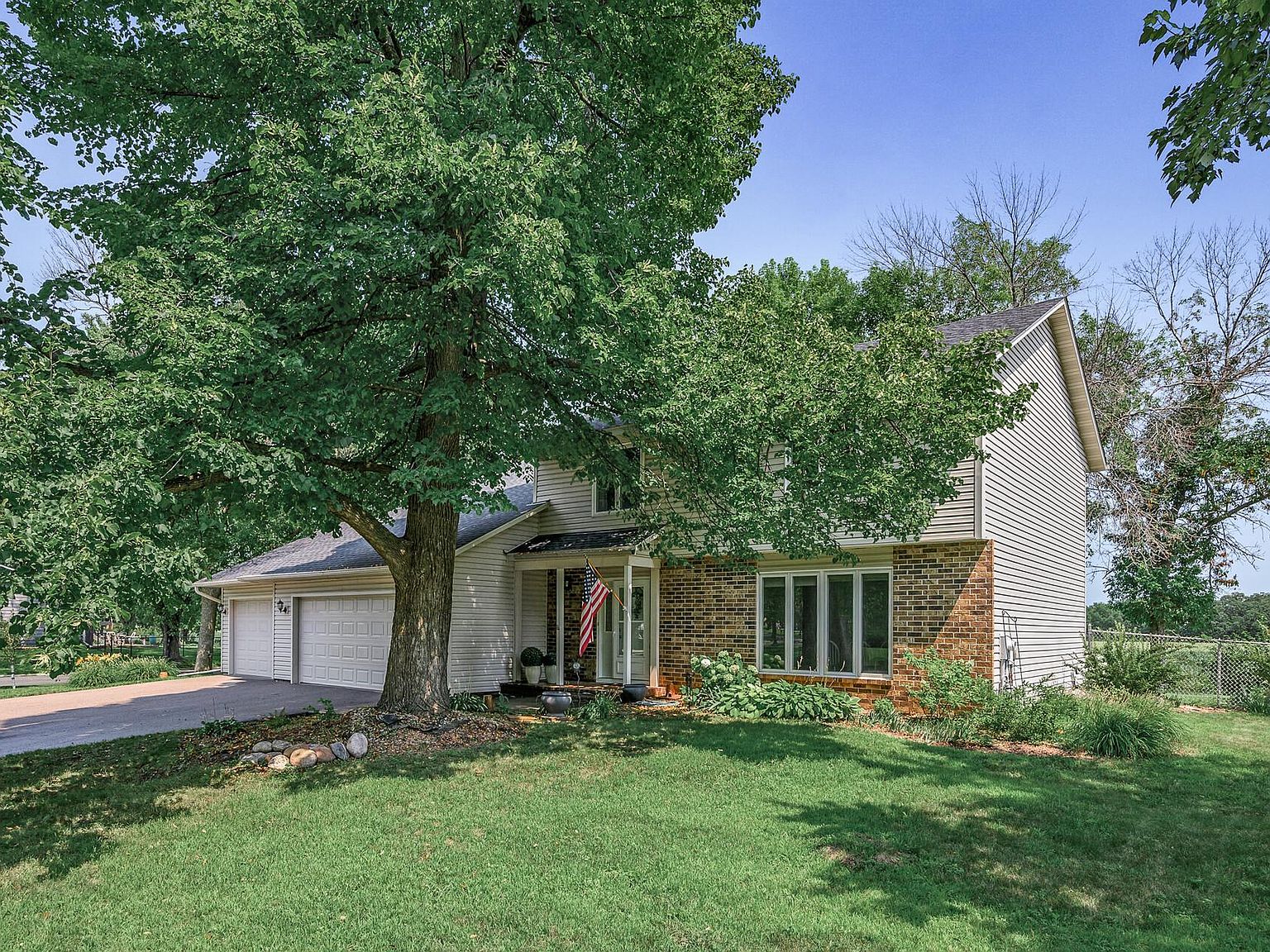 10556 Lancaster Ln N, Maple Grove, MN 55369 | MLS #6760162