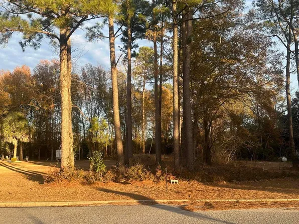 7 Pembroke Ct, Sumter, SC 29153