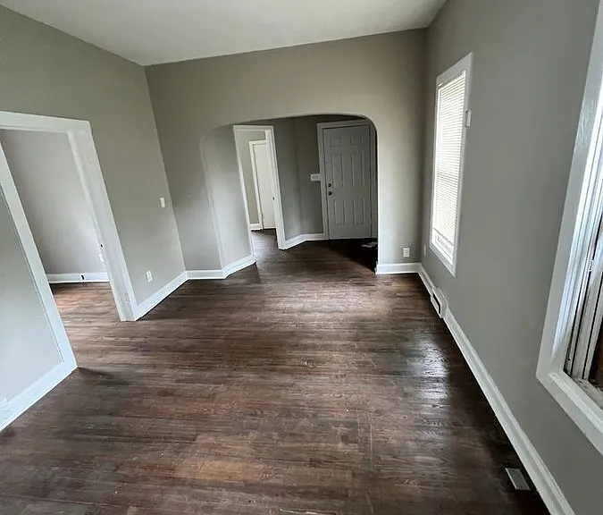 506 Oakley Ave — Photo 4