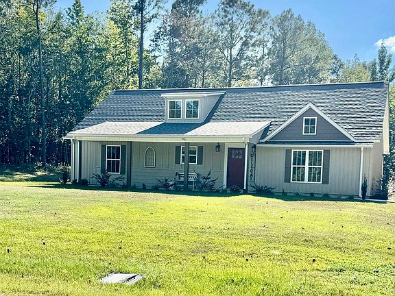 3rd image of 1123 County Road 865