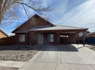 1050 Perez Rd SW, Albuquerque, NM 87105