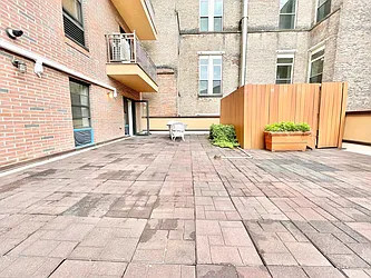 Rented by Century 21 Premier 