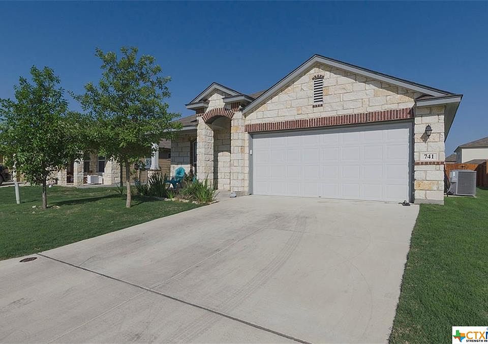 1st image of 741 Wolfeton Way