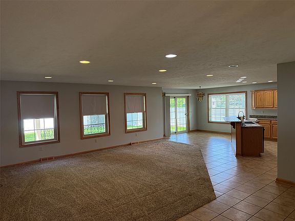 5th image of 1145 Fair Ave