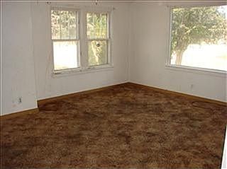 (Add Caption)Top floor