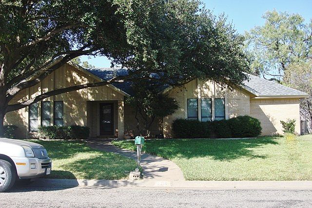 1st image of 3214 Grandview Dr