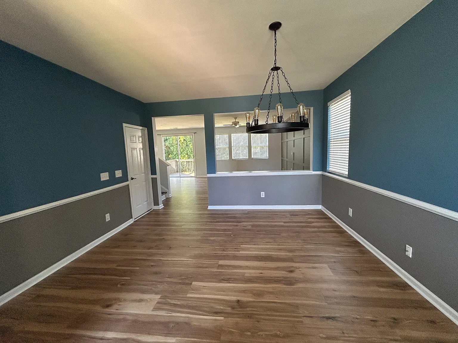 4 bed, 2.5 bath, 3310 sqft, $2,900 — Photo 4