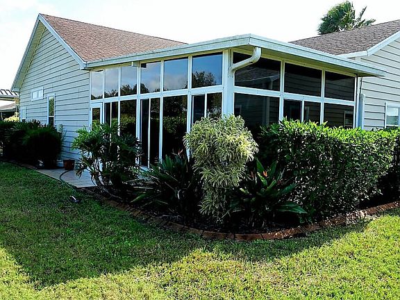 5th image of 2501 Pier Dr