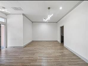4th image of 3010 Winding Way #B