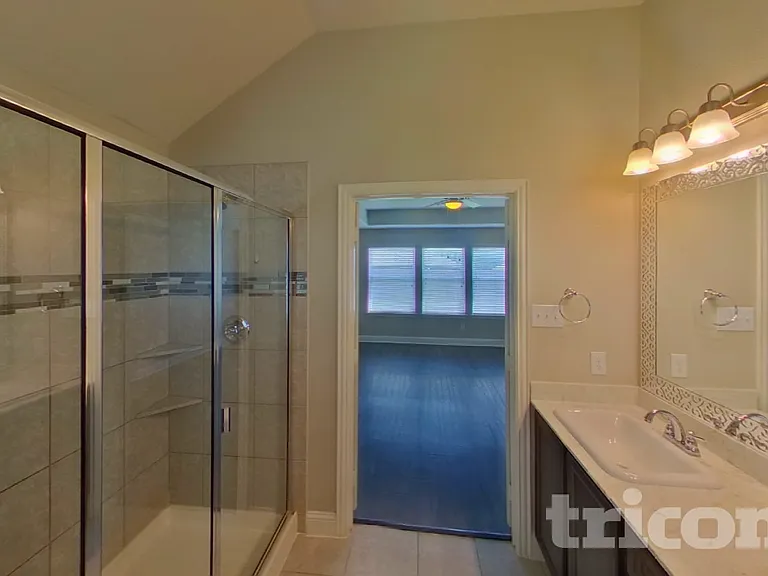 513 Alice Ln — Photo 10