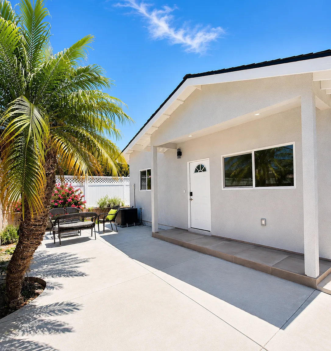 3 bed, 1642 sqft, $7,000 — Photo 2