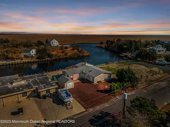 109 Sea Meadow Lane, Little Egg Harbor, NJ 08087