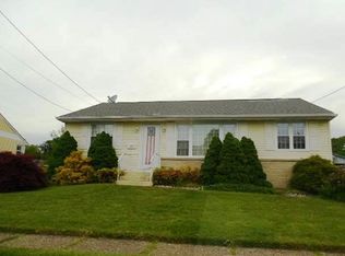 620 Glover Dr, Runnemede, NJ 08078