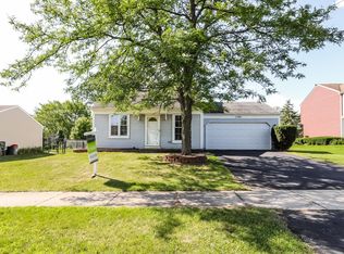 1184 Laurel Ct, Carol Stream, IL 60188