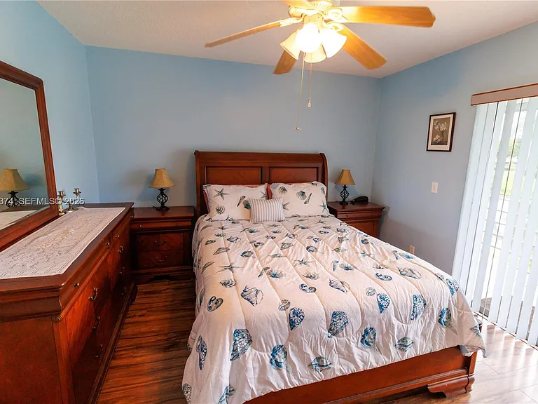 90 Berkshire E #90-D — Photo 12