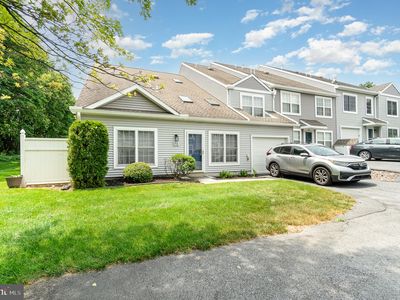 72 Courtyard Dr, Carlisle, PA, 17013
