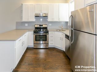 3829 N Southport Ave APT 4, Chicago, IL 60613