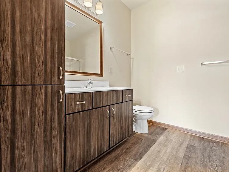 Saxony Village Apartments — Photo 38