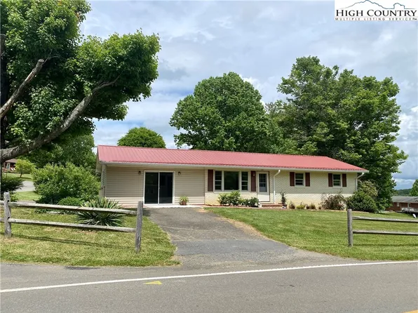 1447 Collins Road, Sparta, NC 28675