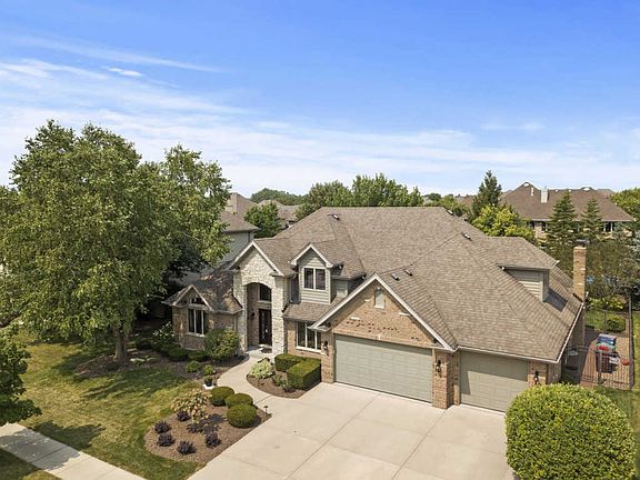 3rd image of 10844 Caribou Ln