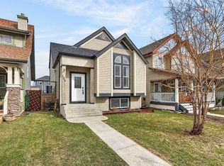 189 S Copperfield Gdns SE, Calgary, AB T2Z 4C2