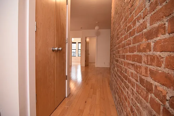 Rented by Building Equity Management LLC | media 4