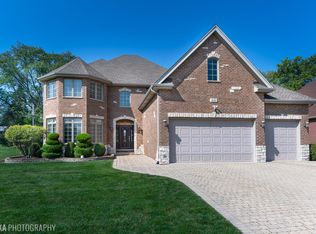 636 N 4th Ave, Addison, IL 60101