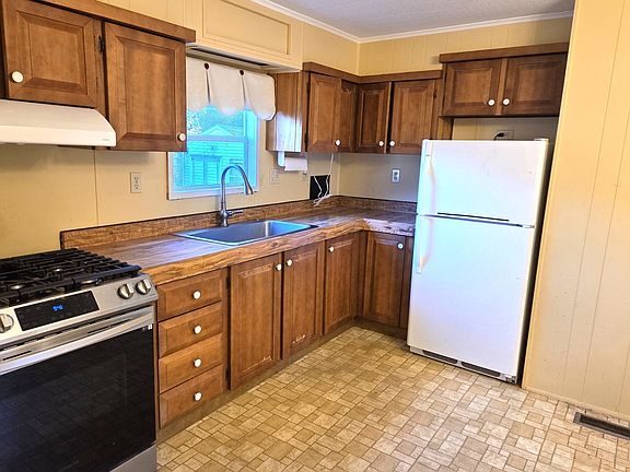 3rd image of 13 Vals Ln