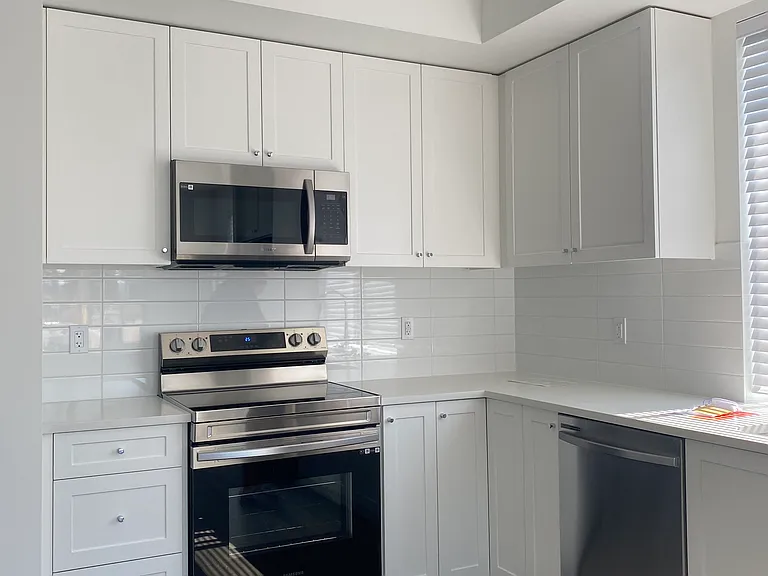 15815 85th Ave #201 — Photo 2