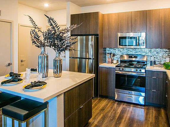 3rd image of 8791 Alta Dr #2090