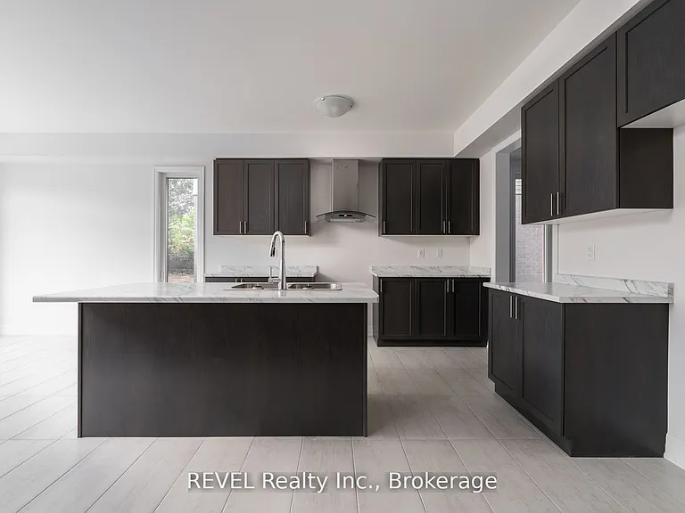 4568 Lyons Pkwy #UPPER — Photo 12