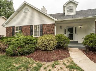 3744 Silver Rdg, Saint Peters, MO 63376