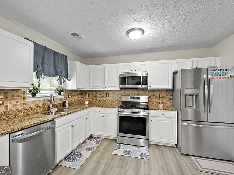 30 Zebulon Pl — Photo 15