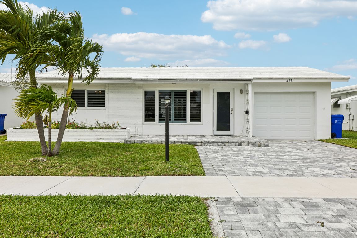 W Golf Blvd-S3103-001.jpg