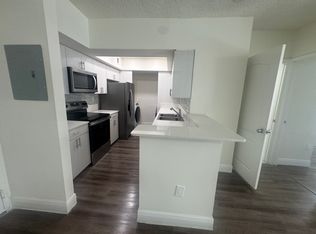 17000 N Bay Rd #615, North Miami Beach, FL 33160