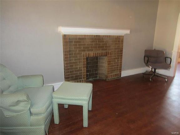 3rd image of 918 Wilmington Ave