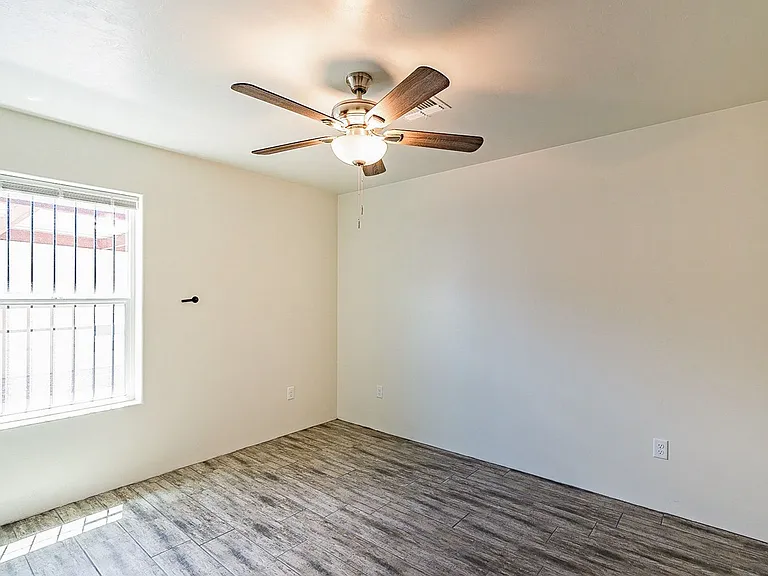 615 S. Santa Rita Ave. — Photo 6