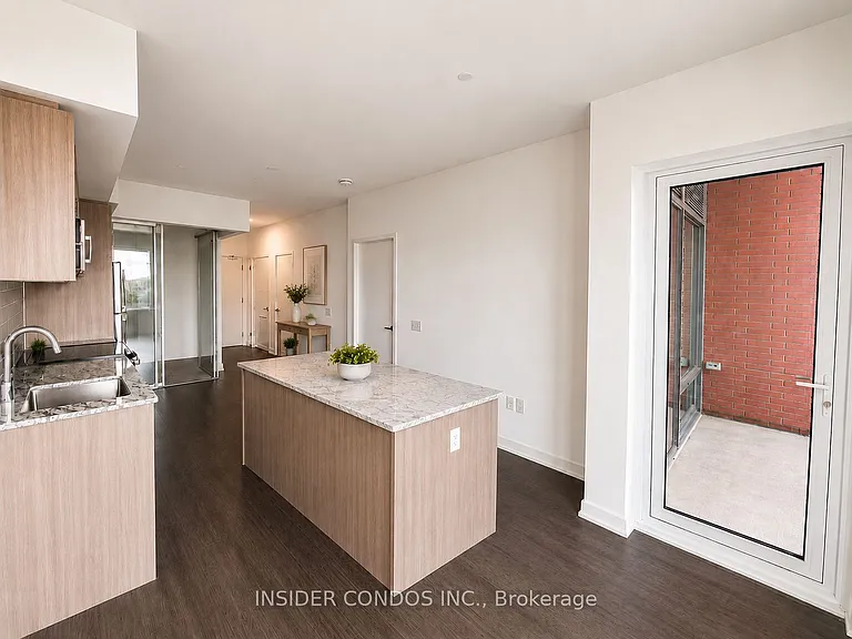 4010 Eglinton Ave W #428 — Photo 10