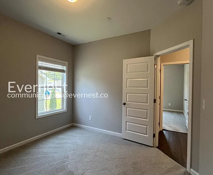 1011 Echo Ridge Rd — Photo 22